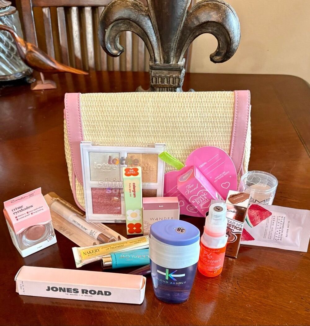 VARIOUS BRANDS - NWT Cute Lancome Cosmetic Bag FILLED with 15 Cosmetic Items